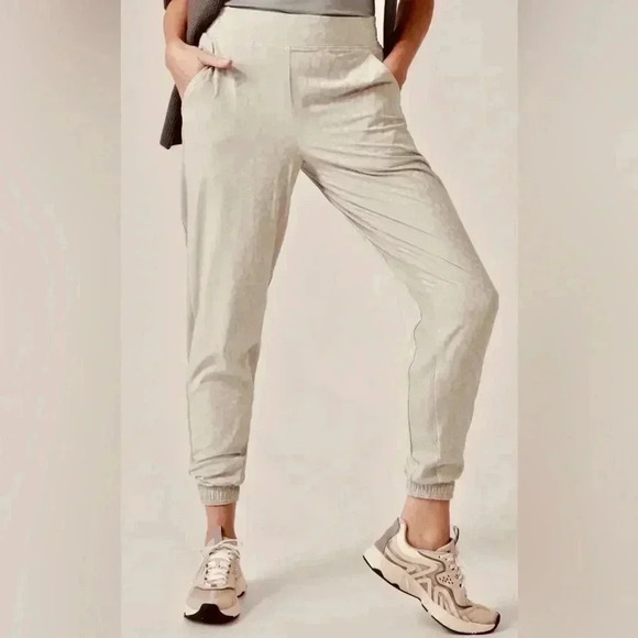 Athleta Brooklyn Textured Animal Print Joggers Size 14 - Picture 1 of 15